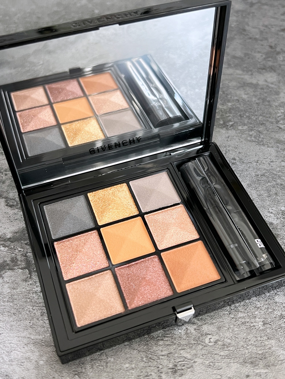 Swatches: Givenchy Le 9 de Givenchy Palette