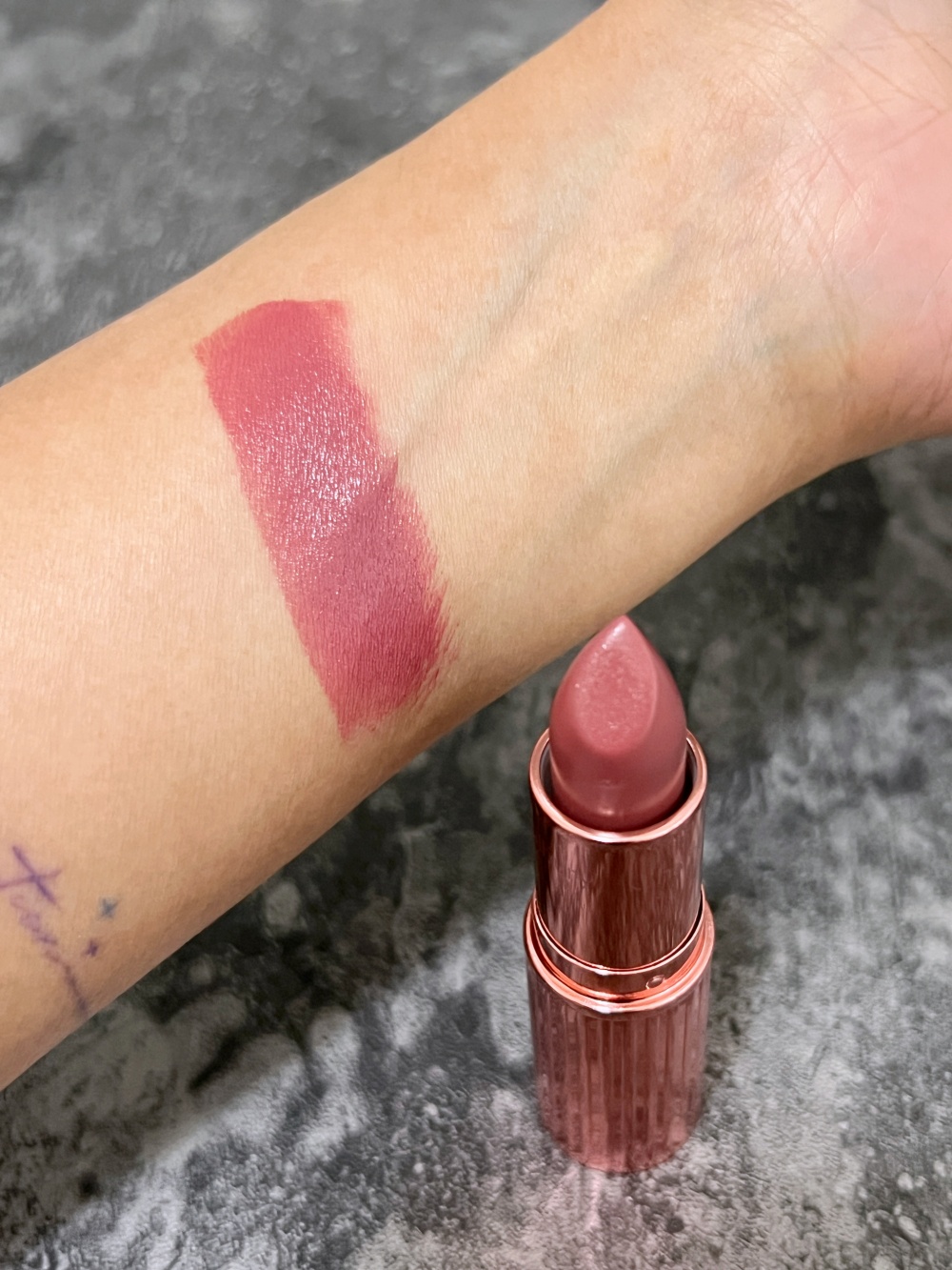 Charlotte Tilbury Hollywood Beauty Icon Lipstick