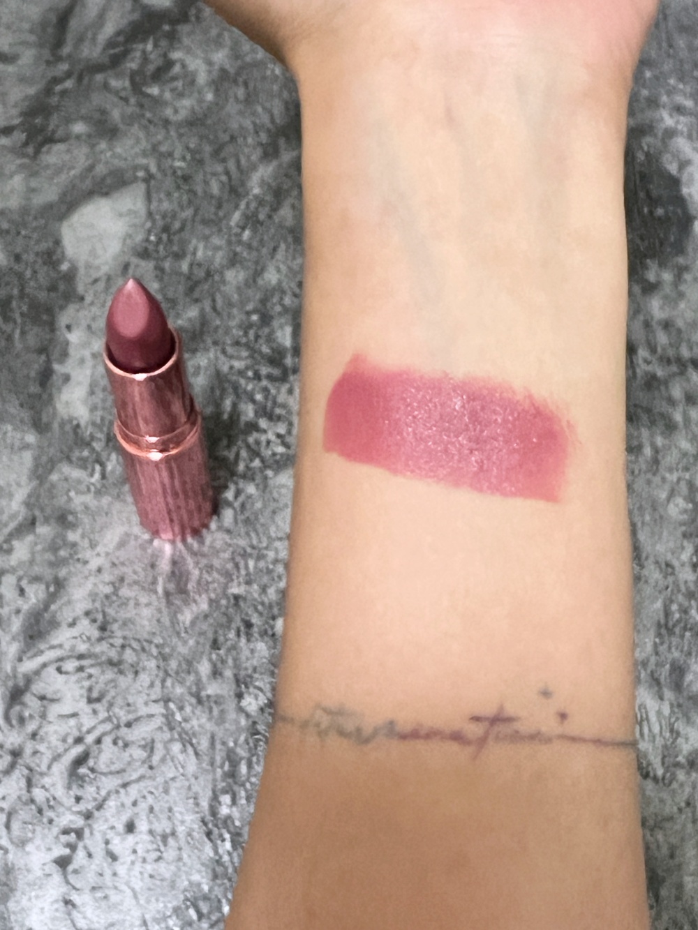 Charlotte Tilbury Hollywood Beauty Icon Lipstick