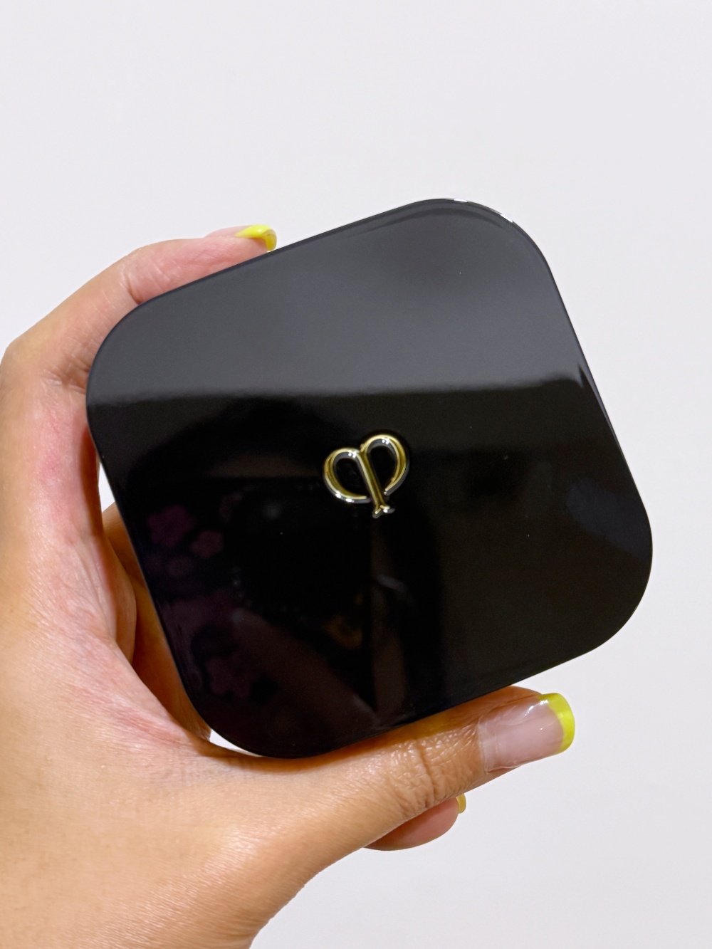 Cle de Peau Beaute鑽光水凝瑰漾氣墊粉底