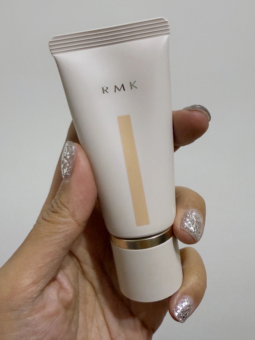 RMK水光緊緻粉底霜