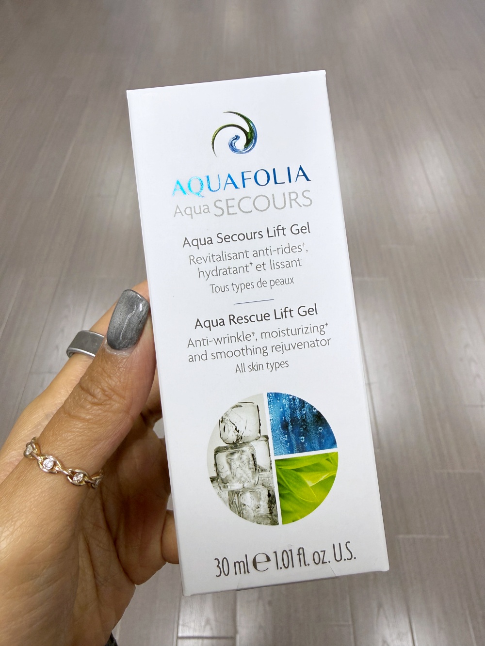 Aquafolia 保濕舒緩精華 (Lift Gel)：敏感肌及乾肌首選，舒緩泛紅不適，精華面霜二合一配方。